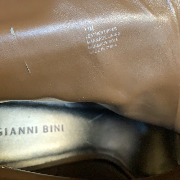 Women’s “Rocker” booties - Picture 5 of 6